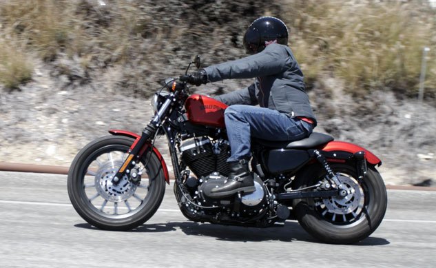 2013 Harley-Davidson 883 Iron Action Left