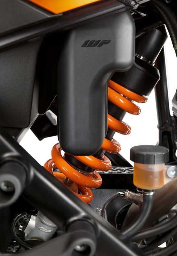Setting a baseline preload is important – 100 pounds of importance between a rider weighing 175 and one weighing 275. To configure a baseline preload setting an Adventure owner must have his KTM dealer adjust the baseline spring preload via their diagnostic tool.