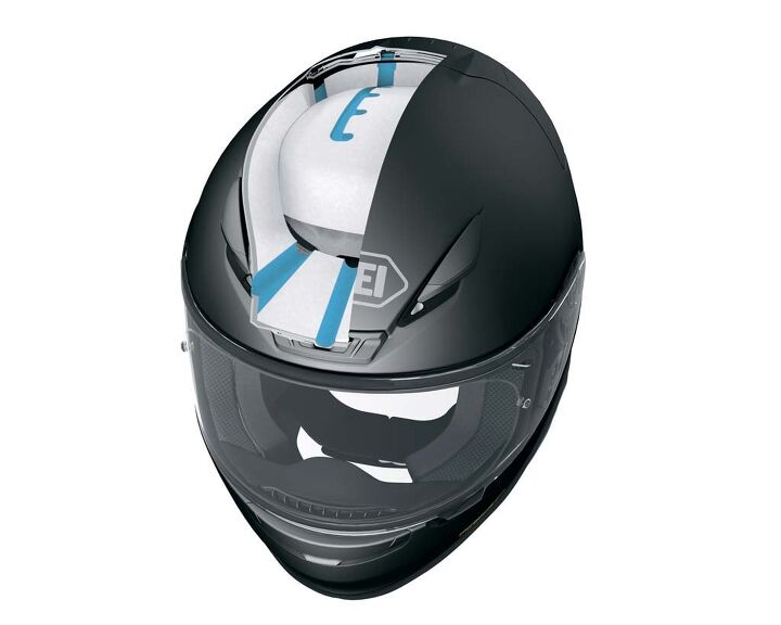 Revealing the dual layers of the EPS exposes how they are used to route the cool air through the helmet.