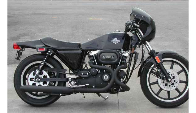 Harley-Davidson XLCR 1000 courtesy Autopictu
