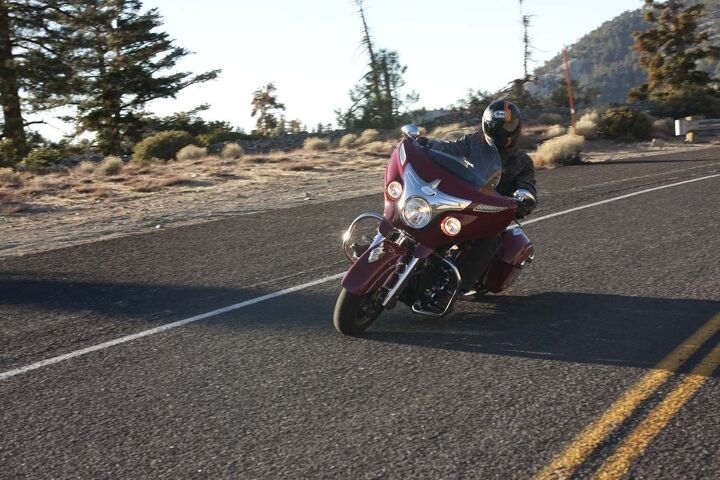 2014 Indian Chieftan Action Front