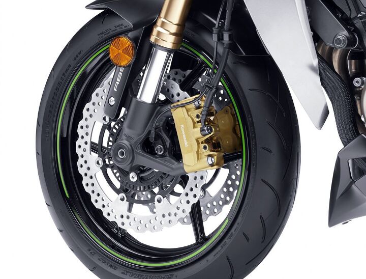 Braking power and modulation from the Z’s new radial-mount monobloc calipers are exceptional.