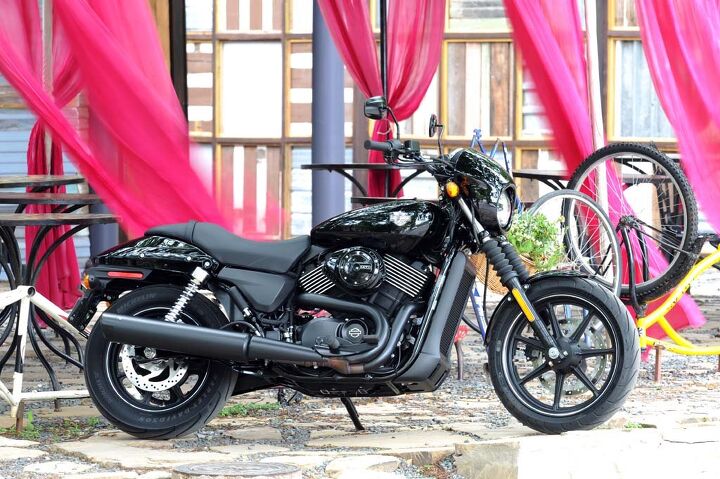 The dance of the seven veils is over. H-D’s first new model since 2001 seems worthy.