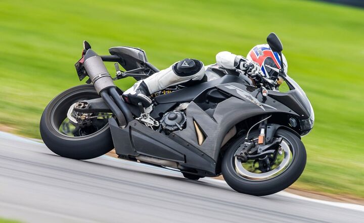 081214-best-sportbike-honorable-mention-2014-erik-buell-racing-1190rx