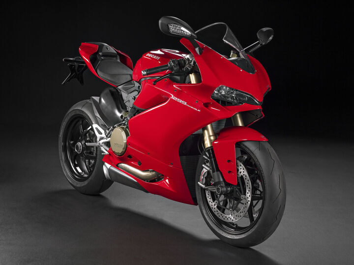 Based on outward appearance, the 1299 Panigale looks almost identical to the 1199. A closer look reveals many changes.