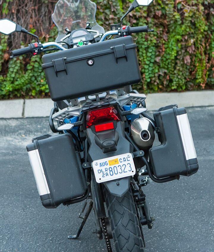 For $3,995 the Cyclone RX-3 comes exactly as pictured including luggage and crash guards. The lockable hard bags don’t hold much and don’t have a quick-release function, but it’s better than nothing. Missing are handlebar brush guards, included are passenger grab handles.