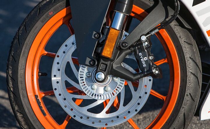 With its braking components designed by Brembo, including radial-mount caliper, steel-braided lines and standard ABS, one would think the RC would have stellar stopping power. Unfortunately, the KTM’s brakes are disappointing. 