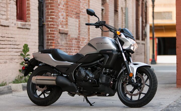 “I thought the Honda would finish last. All it took was the ride down from Burbank to Santa Ana to realize I was wrong. No one area stands out (except maybe fuel mileage), but it’s a very good motorcycle. If I could sum up the CTX in one word, it’d be “smooth.” It hardly vibrates and the ride is really comfortable.” –T. Siahaan