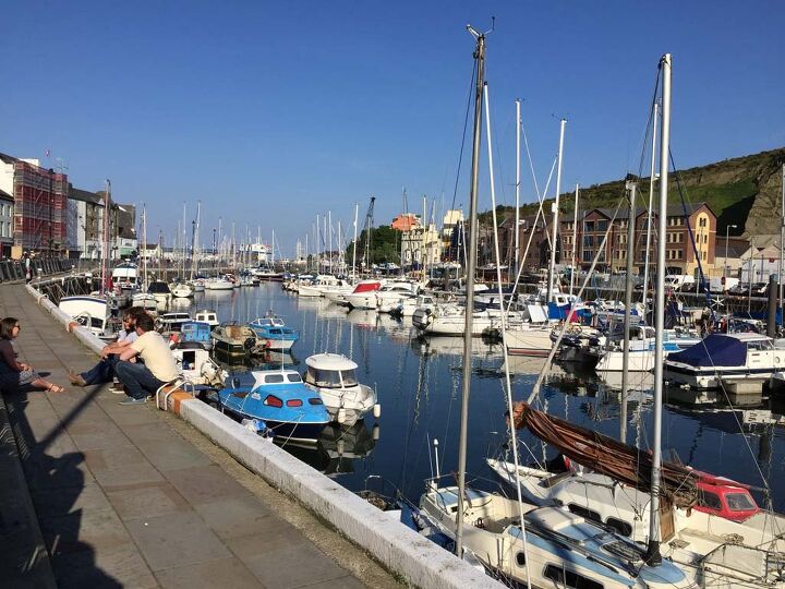 In the brilliant sunshine and warm temperatures of the 2015 TT, lined with bars and restaurants, North Quay in Douglas felt more like Sausalito than the IoM.
