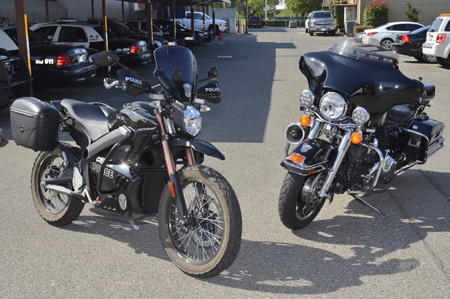 Going electric definitely bucks a tradition in Ceres, but it also defrays operational costs. With no gasoline, oil or filters to purchase, the Zeroes cost just a fraction of the money required to keep the department’s venerable Harley FL police cruisers (right) on the road.