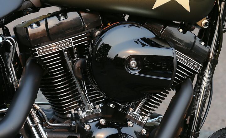 2016 Harley-Davidson Softail Slim S Cylinders