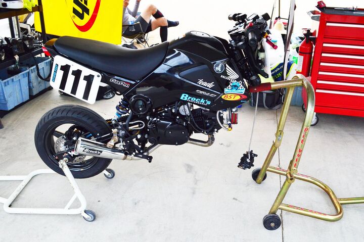 This wouldn’t be the last time our Grom had its forks removed.