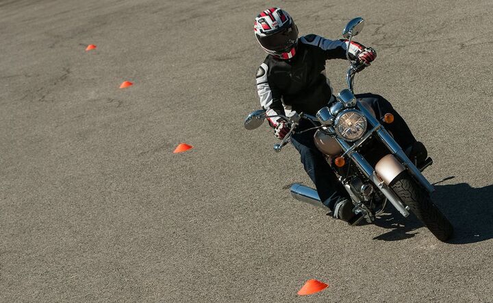 The Hyosung’s steering characteristics are more neutral compared to the Star, and the wider bars give the rider leverage. However, the grabby clutch poses its own set of challenges when navigating slowly, say, through a cone course.