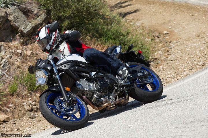 The SV, and its meager suspension, rewards a smooth rider rather than the aggressive one. Despite the lack of damping adjustments, the suspenders at both ends work remarkably well given their budget origins.