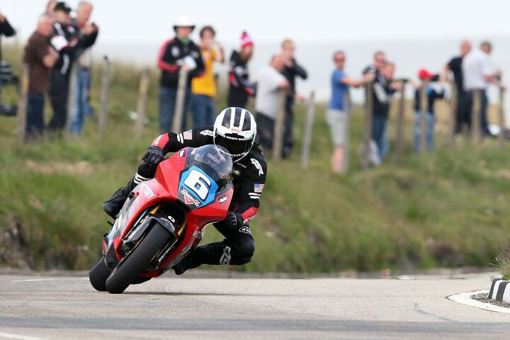 William Dunlop on the Victory RR at the Bungalow. Photo by Dave Kneen at Pacemaker Press International.