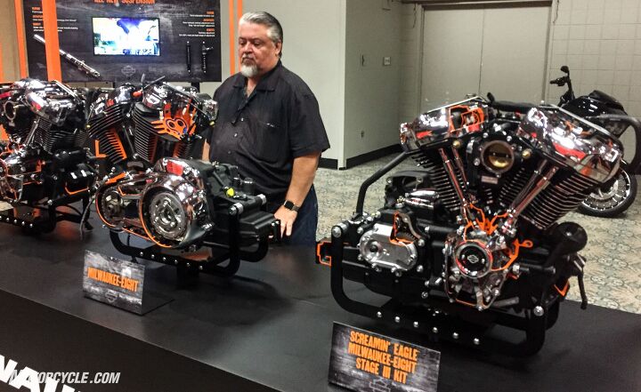 Harley-Davidson Milwaukee-Eight engine display