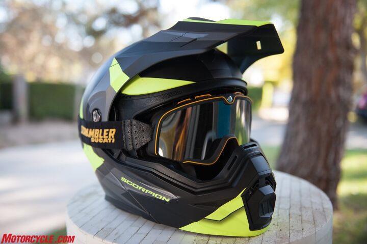 If the destination calls for it, you can ditch the beak and faceshield entirely, pop on some goggles and kick up some roost.