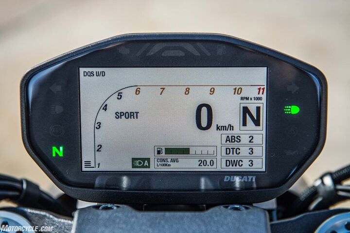 The TFT instrumentation is crisp and remained clear during our sunlit ride. Seen here is the display in Sport mode. The Touring and Urban modes have their own arrangements of info. Navigating the menus via pleasing switchgear is only frustrating the first time through them.