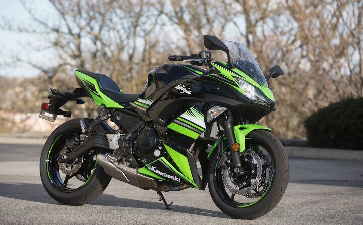 The restyled Ninja 650 is fairly aggressive for 2017, more closely resembling its supersport/superbike stablemates. The new 5-spoke wheels are lighter, and the shorter under-engine exhaust helps centralize mass. That’s possibly the best looking pressed-steel swingarm we’ve ever seen.