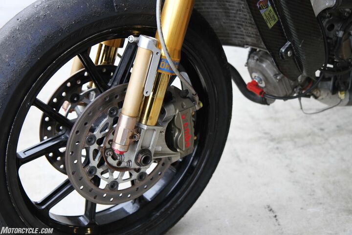 Öhlins forks with external chambers, something we are just getting on the road a decade later. These are ten grand forks.