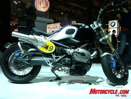 BMW says the Lo Rider concept has a high level of sporty riding dynamics with a relaxed yet active seating position.