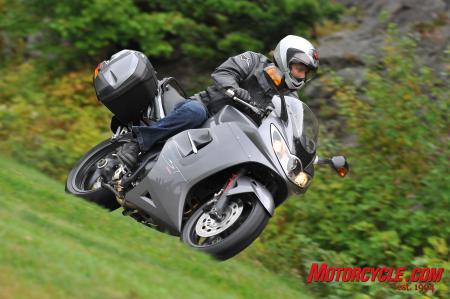 The new Angel ST tire is an excellent choice for an excellent sport-tourer like Triumph’s Sprint ST.