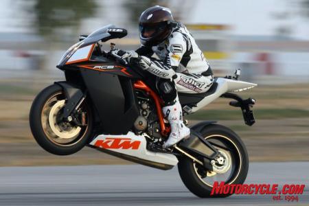 Knowing the RC8R has nearly 150 horsepower at the wheel, it will come as no surprise to learn that front tires will last a lot longer than rears.