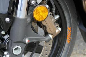 They don’t look any different than standard brake calipers, but this pair of binders benefits from Honda’s computer-controlled Combined Anti-lock Brake System.
