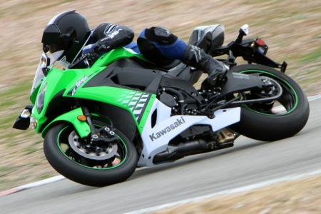 The 2010 ZX-10R impressed us on public roads and on the Streets of Willow race course. 