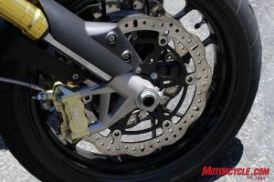 The Dorsoduro’s Aprilia-branded four-piston, radial-mount brakes and wave-style rotors provided just as much power but a better level of feel than the Hyper’s Brembo brakes.