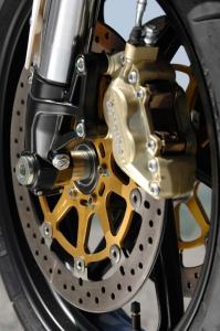 The Brembo four-pot callipers are strong enough, but a  little dated.