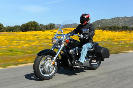 The 2010 Honda Interstate and Stateline are two all-new, mid-weight displacement cruisers available for under $13,000.