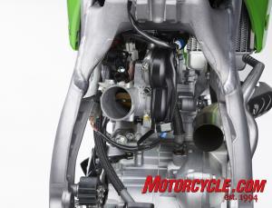 Kehin Battery-less fuel injection features six pre-set maps for different conditions. With Kawasaki’s optional software you can make infinite adjustments to the fuel and ignition curves.