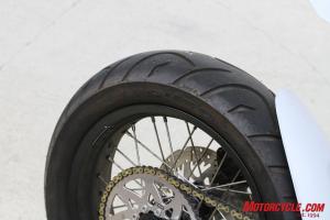 Zero’s Duro rubber is grippy, with a sport-bike like profile.