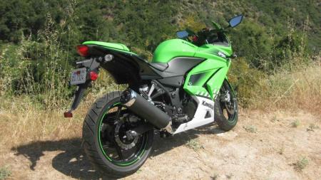 An aftermarket undertail kit would show off the slimmer design Kawasaki gave it a couple years back.