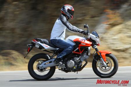 Although Aprilia says rider ergos were tweaked to create a sportier feeling ride the Shiver is still a comfy mount – possibly more so than other machines in the class.