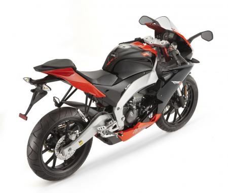 The Aprilia RS4 125 will be in American dealers in late 2011.