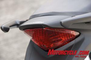 2011-Honda-CBR250R Review