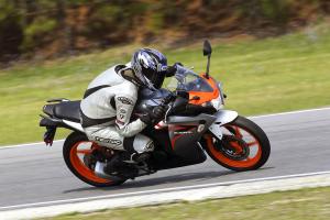 2011 Honda CBR125R Review