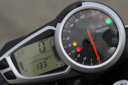 2012 Triumph Speed Triple R analog tachometer digital spedometer