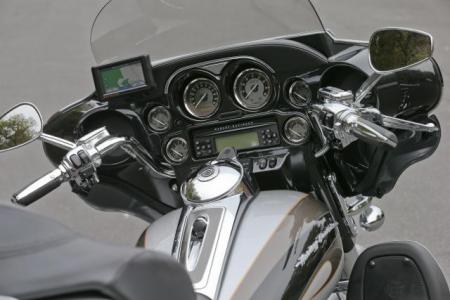 2013 Harley Davidson CVO Ultra Classic Electra Glide Cockpit