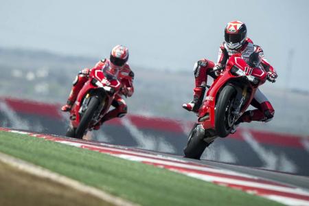 2013 Ducati 1199 Panigale R Nicky Hayden and Ben Spies.