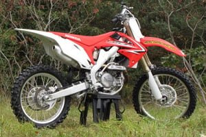 Despite sweeping changes in 2009, the 2010 CRF450R has continued to evolve.