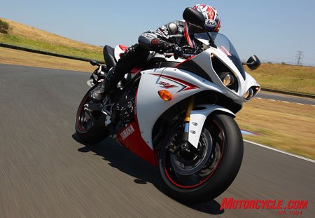 Yamaha’s 2009 R1 is ready to do battle against any of its literbike rivals.