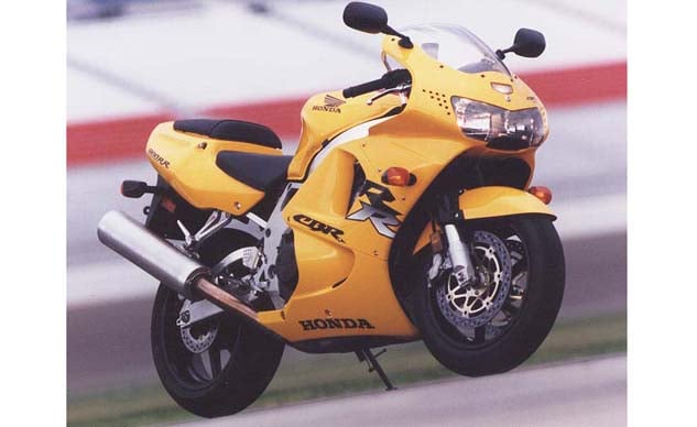 1998 Honda CBR900RR Yellow static
