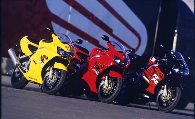 1998 Honda CBR900RR group