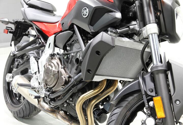 2015-Yamaha-FZ-07-IMG_2645 - Motorcycle.com