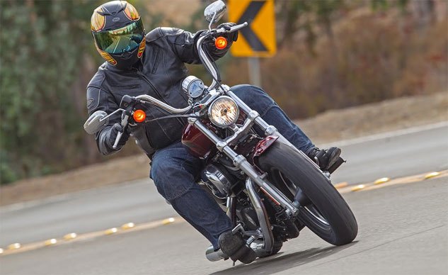 2015 Harley-Davidson Sportster 1200 Custom Feature