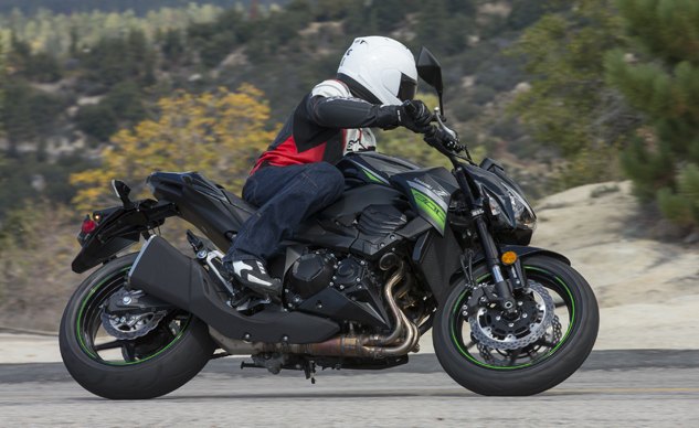 hjælpemotor ekstremt elektrode 2016 Kawasaki Z800 ABS First Ride Review