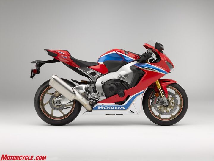 17 Honda CBR1000RR SP2_right - Motorcycle.com